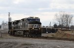 NS 9934 leads train 66E onto the "S" line